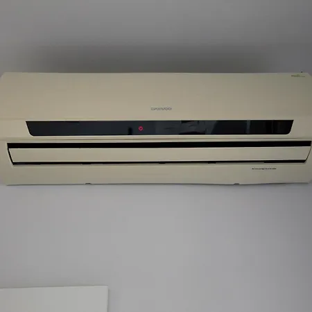 Atico Piscina Y Parking * Granada